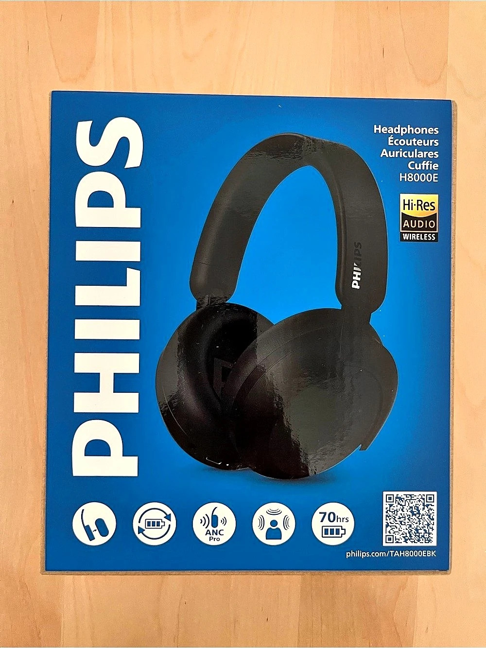 Philips H8000E in Black NWT
